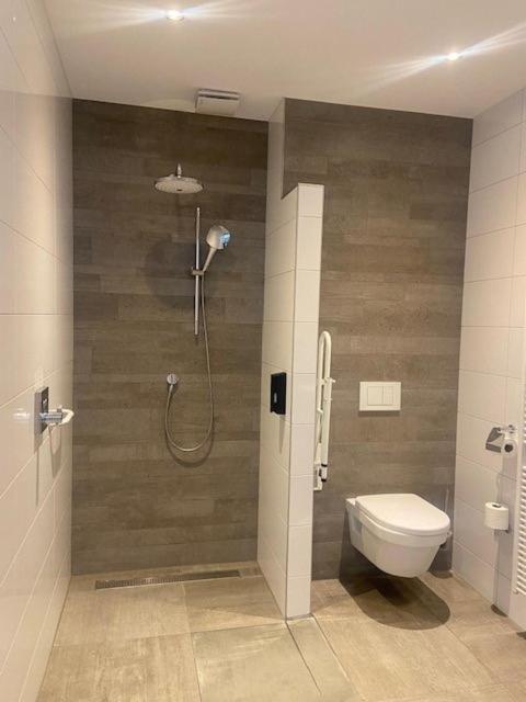 De Twee Linden Hotel Beneden-Leeuwen Ngoại thất bức ảnh